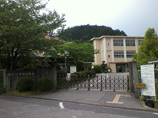 桜井市立安倍小学校