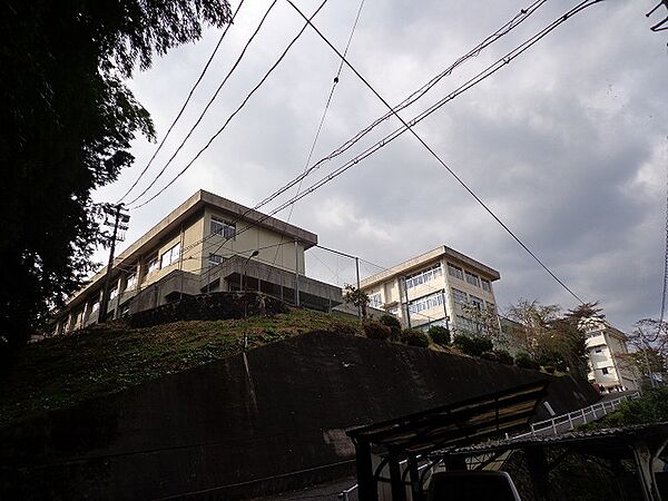 宇陀市立榛原中学校