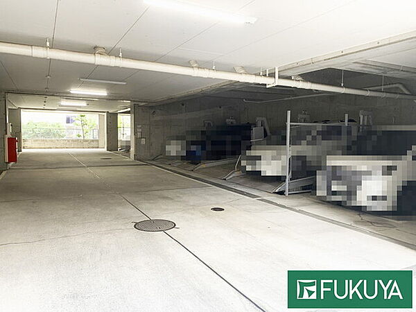 分譲駐車場権利付きです！駐車場費（月額9262円）