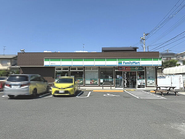 ファミリーマート 城陽深谷店