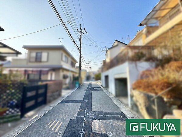 スーパーまで徒歩7分と毎日のお買い物にも困りません♪