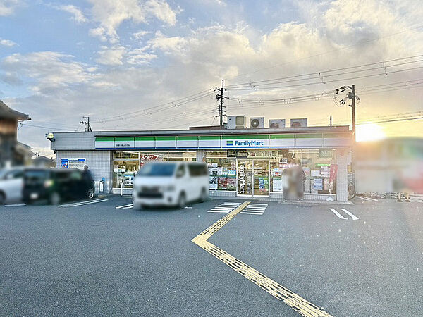 ファミリーマート京都久御山佐古店