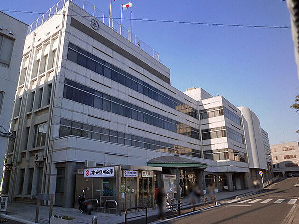 城陽市役所