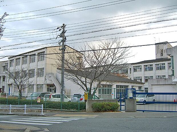 神戸市立出合小学校