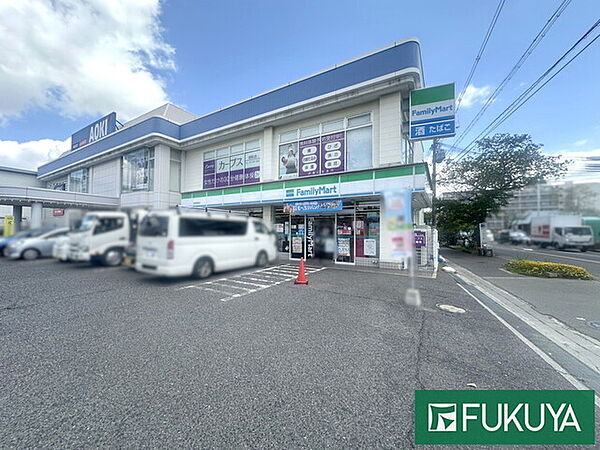 ファミリーマート京屋御陵通店