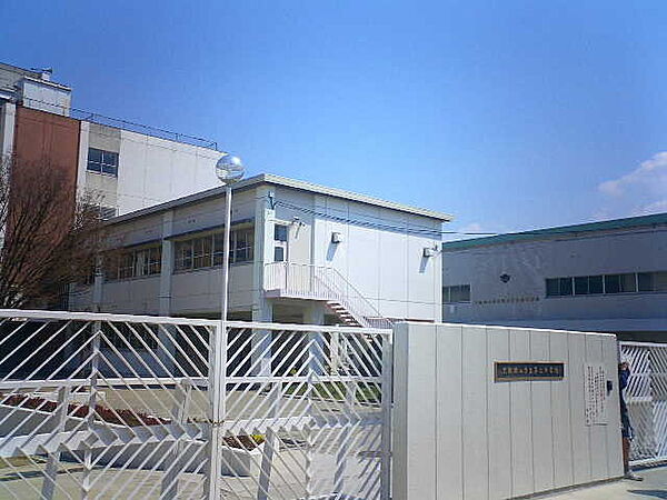 大阪狭山市立第三中学校