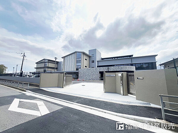 京都市立洛西陵明小学校