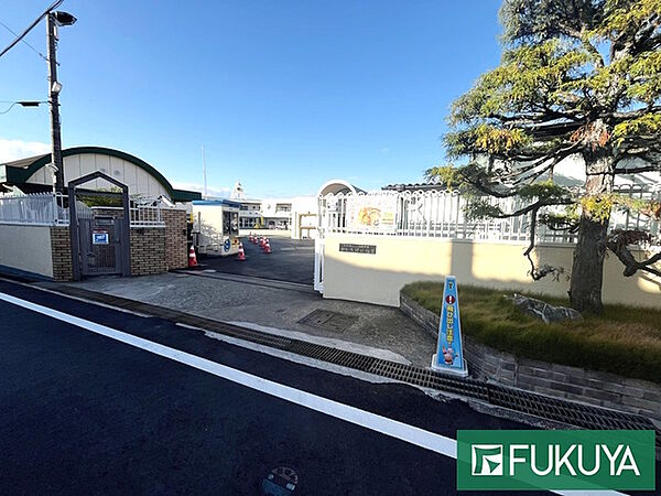 春日東野幼稚園