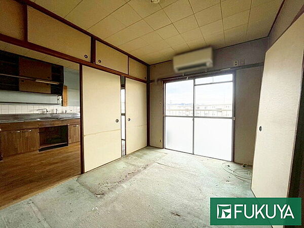 居室は3部屋あり、子供部屋や収納部屋などライフステージに合わせてご利用いただけます♪