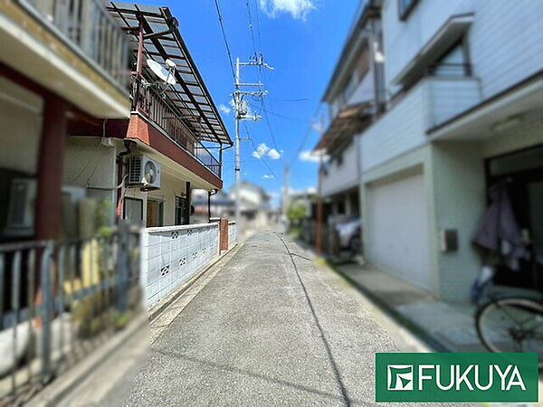 南側道路面につき、陽当たり良好です♪