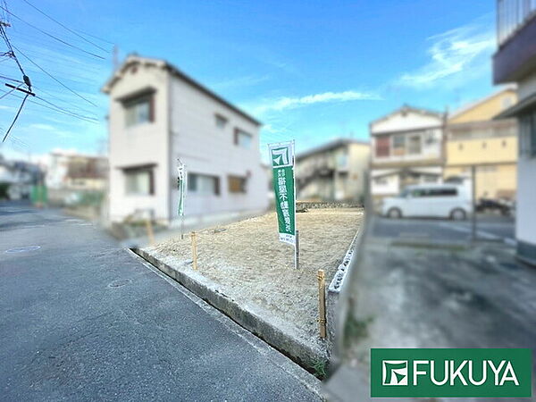 近隣には小学校があり、子育て世帯にも嬉しい住環境です♪