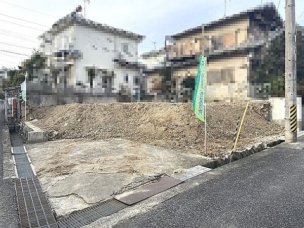 外観：325000125008