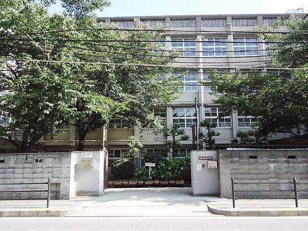 大阪市立緑中学校