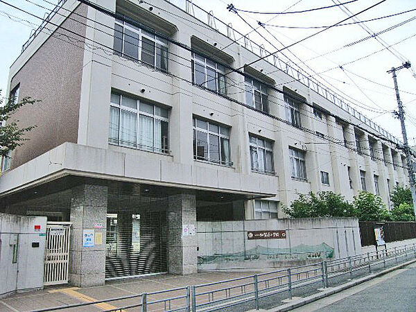 大阪市立加賀屋小学校