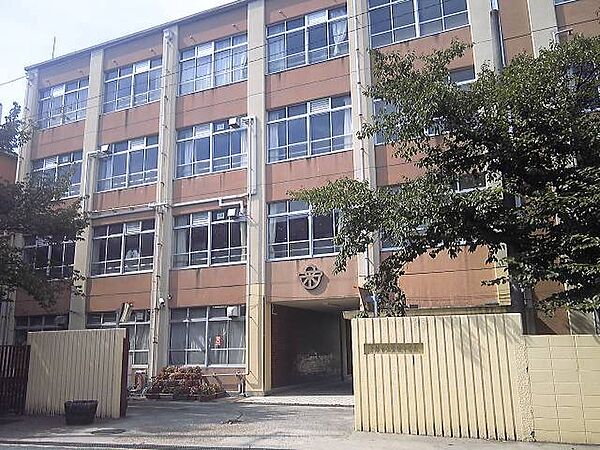 京都市立栗陵中学校