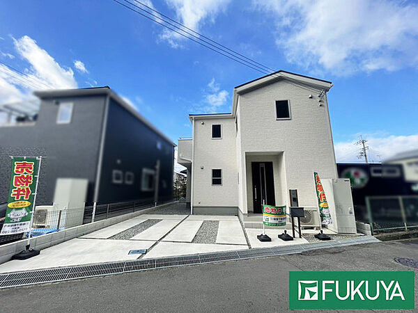 外観：328000563232