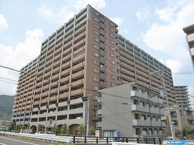 ロータリーマンション大津京パークワイツ(3LDK) 11階の外観