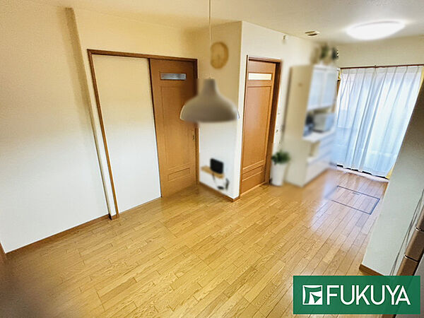 ※写真中の家具等の調度品は売買対象に含まれません