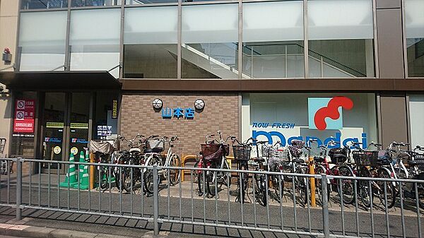 万代　山本店