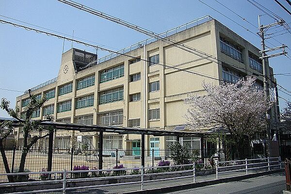 八尾市立用和小学校