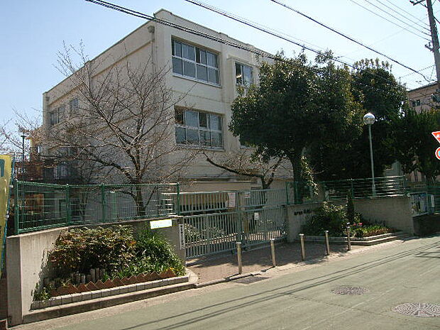 神戸市立本山第一小学校