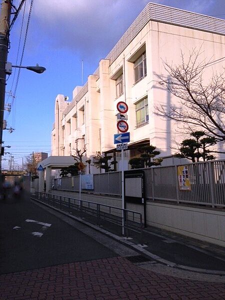 大阪市立城東小学校