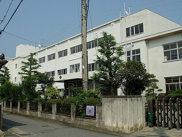 草津市立笠縫小学校