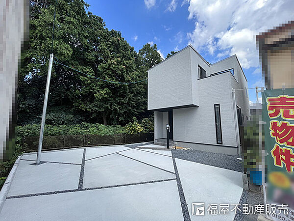 外観：325000103049