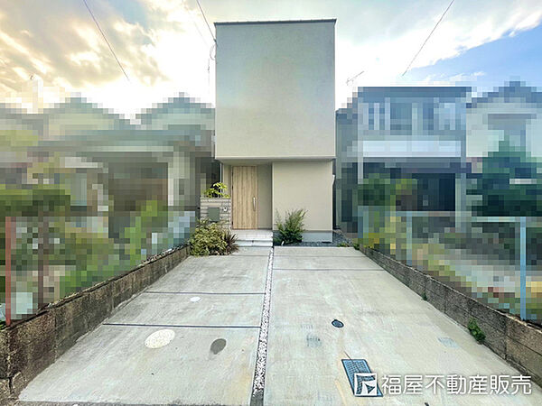 外観：325000103364