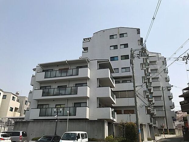 ライオンズマンション豊中上野東(3LDK) 6階の外観