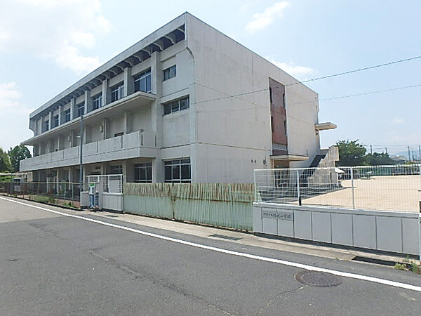 伊丹市立鴻池小学校