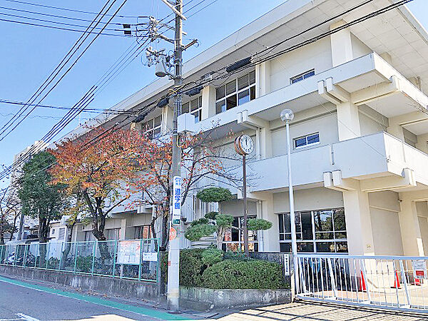 伊丹市立松崎中学校
