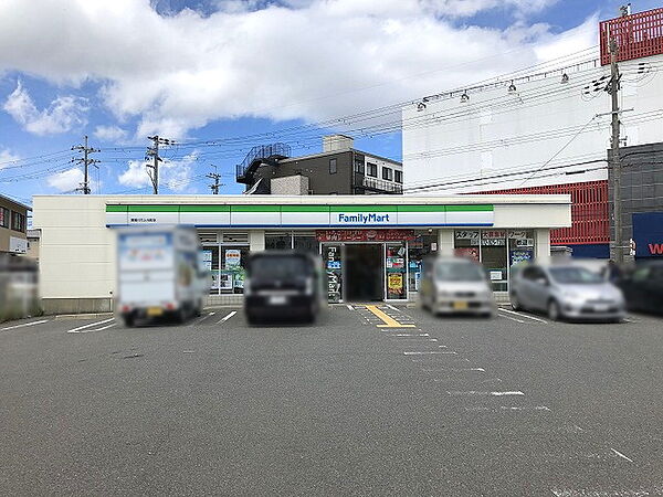 ファミリーマート寝屋川打上元町店