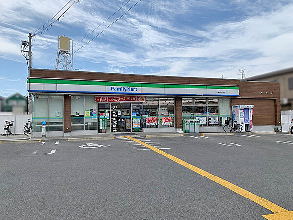 ファミリーマート八幡男山金振店