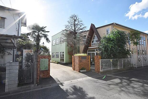 高塚わかば幼稚園 徒歩9分。 690m