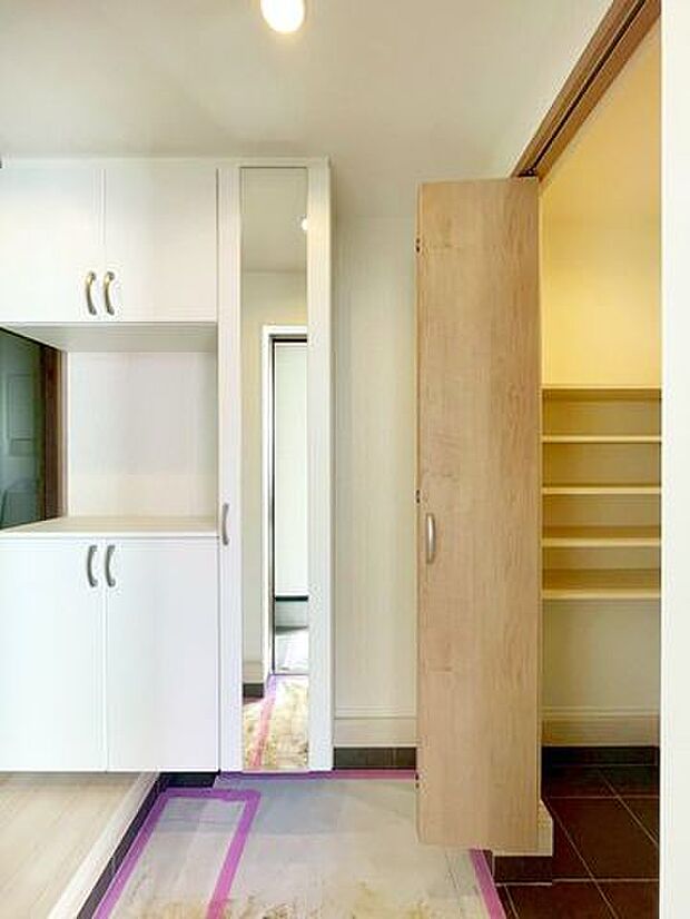 【収納】デッドスペースを一切作らず、有効活用する貴重な収納です♪