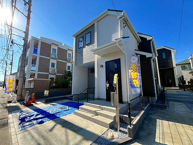 内観まで完成済み！内見のご予約や他号棟に関するお問い合わせも受け付けておりますので、お気軽にご連絡ください♪