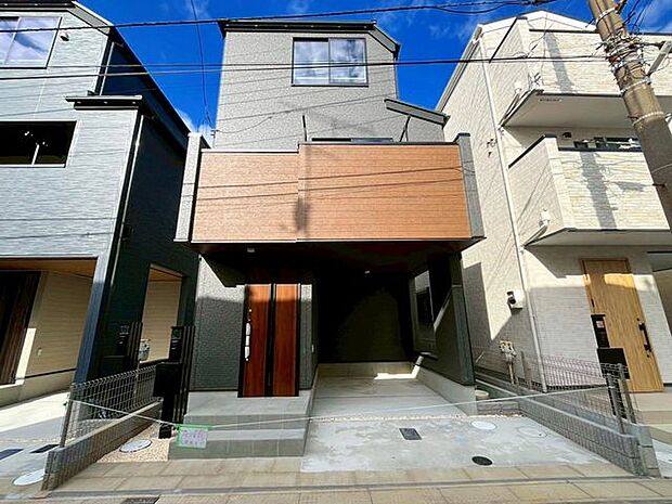 1・2号棟ともに完成済み！内見も可能ですので、お気軽にお問い合わせください！