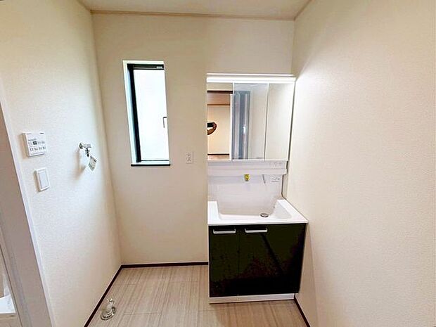 【洗面室】G号棟