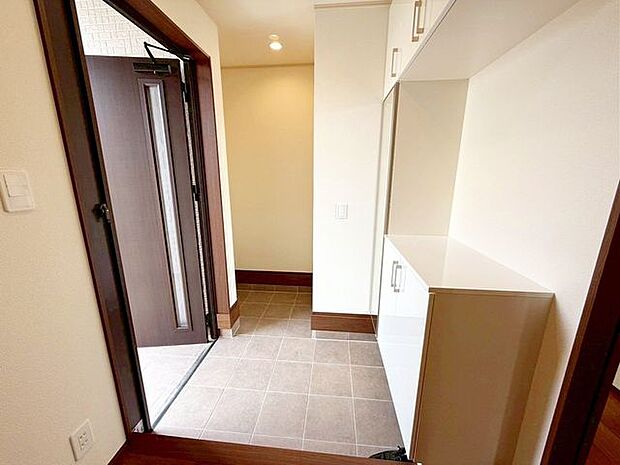 【玄関】G号棟