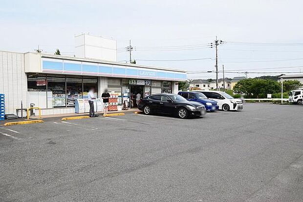 ローソン市川大野町3丁目店 徒歩5分。 340m