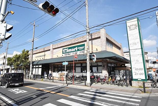 ワイズマート北方店 徒歩3分。 200m