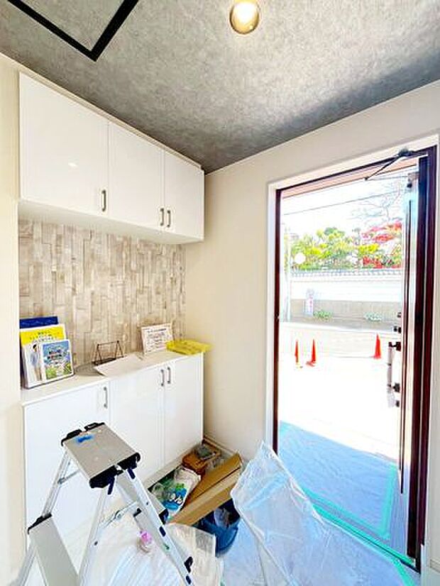 内見のご予約・他号棟に関するお問い合わせなど、お気軽にご連絡ください！