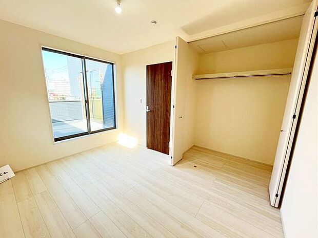 内見のご予約・他号棟に関するお問い合わせなど、お気軽にご連絡ください！