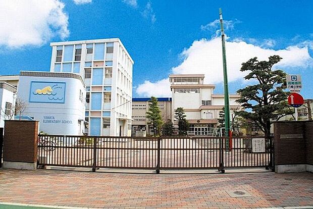 市川市立八幡小学校 徒歩11分。 830m