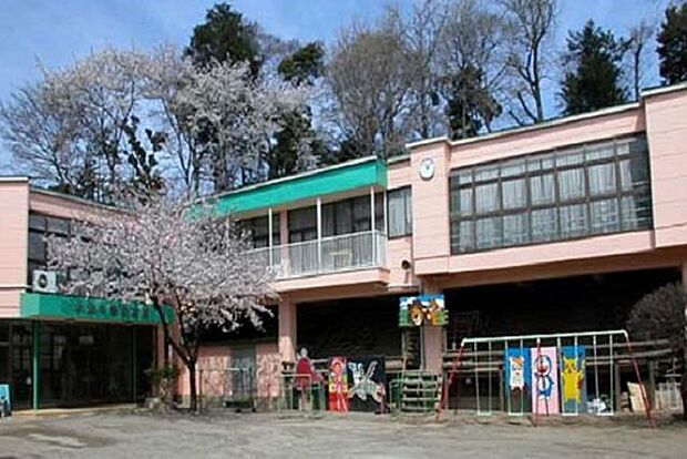 本源寺幼稚園 徒歩8分。 600m