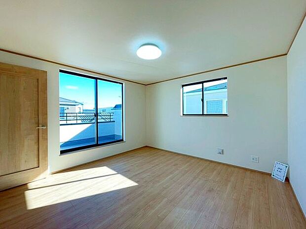 【洋室】お子様の成長を支える、勉強や好きなことに没頭する学びの空間にどうぞ♪