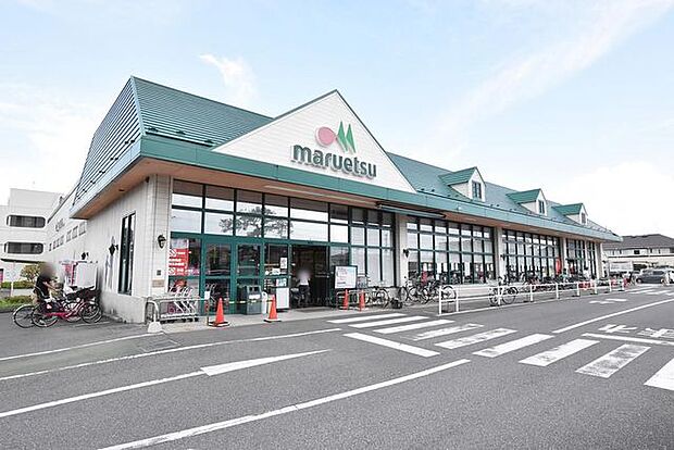 マルエツ市川菅野店 徒歩7分。 500m