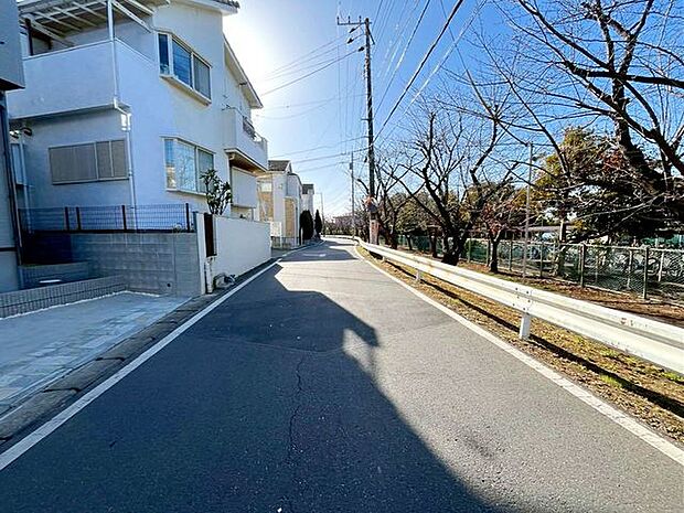 【前面道路】