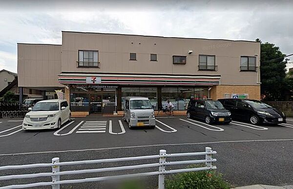 セブンイレブン松戸日暮店 徒歩8分。 640m